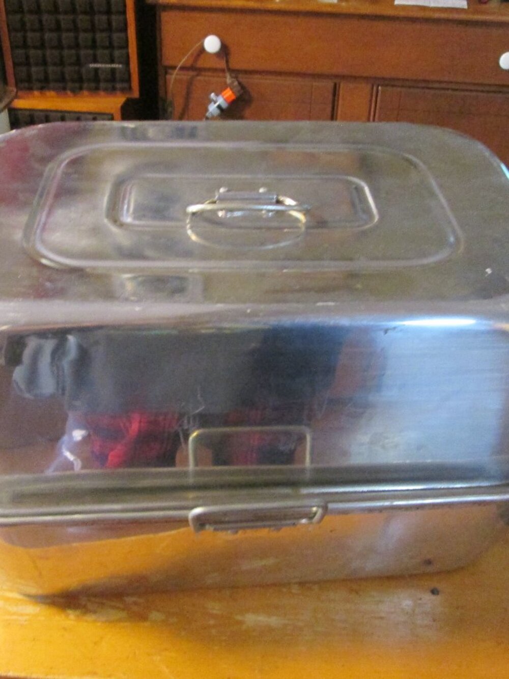 vtg Wearever 3 pc roaster 10 x17 in has rack vented sides